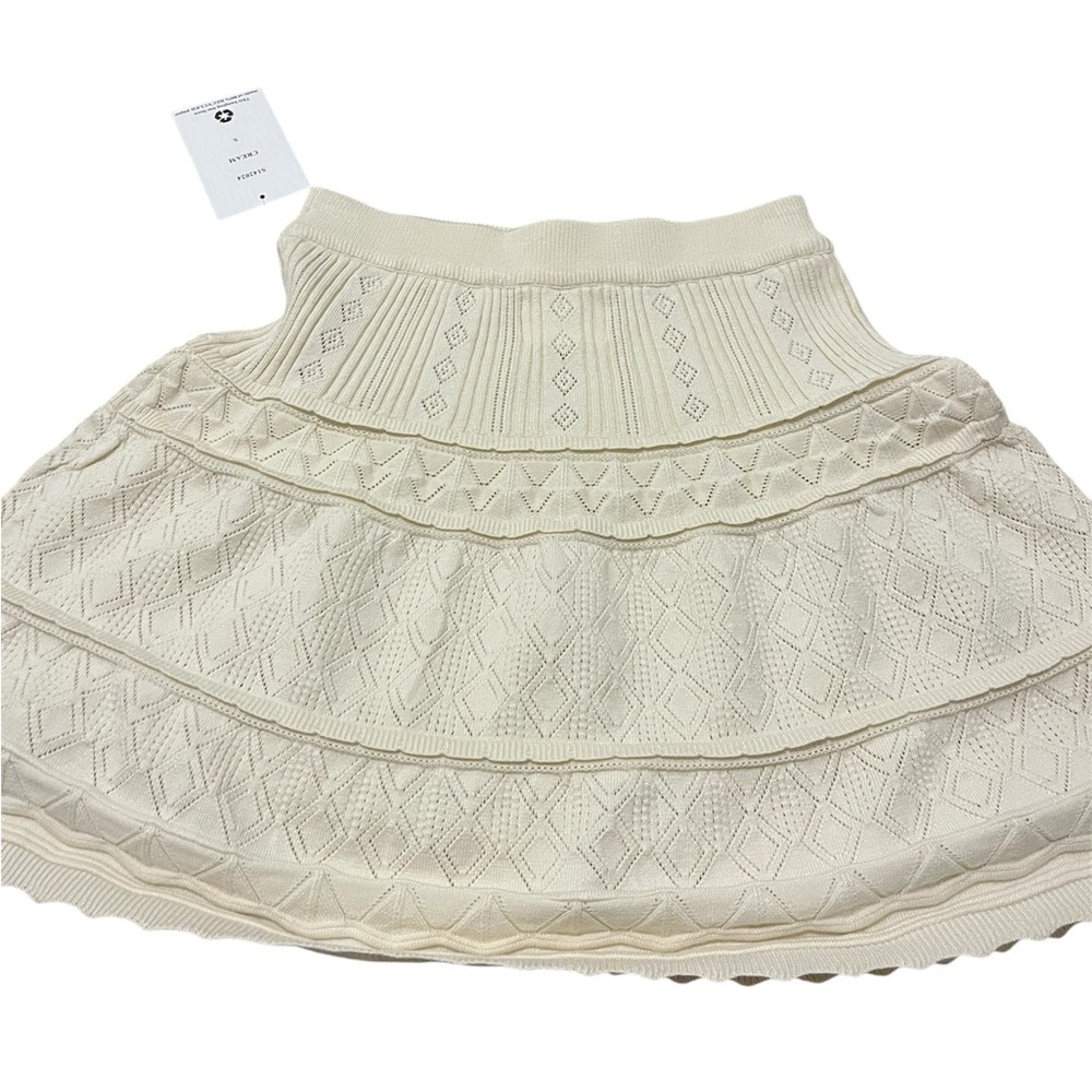 Willow & Wind Women’s Solid Cream Knit Mini Skirt